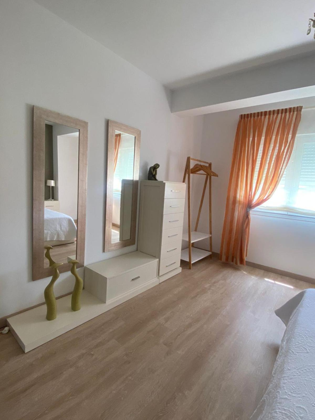 Precioso Piso En Pleno Centro De O Grove Apartment Exterior photo